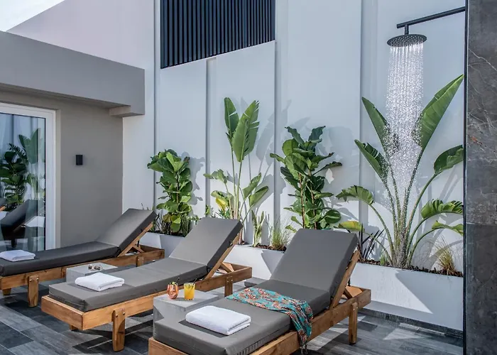 Maison Aqua With Private Mini Pool Jacuzzi Апартаменты *