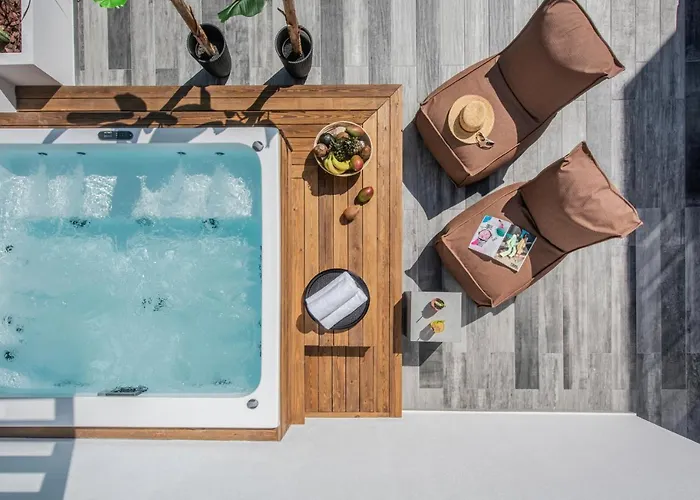 Апартаменты Maison Aqua With Private Mini Pool Jacuzzi Херсониссос